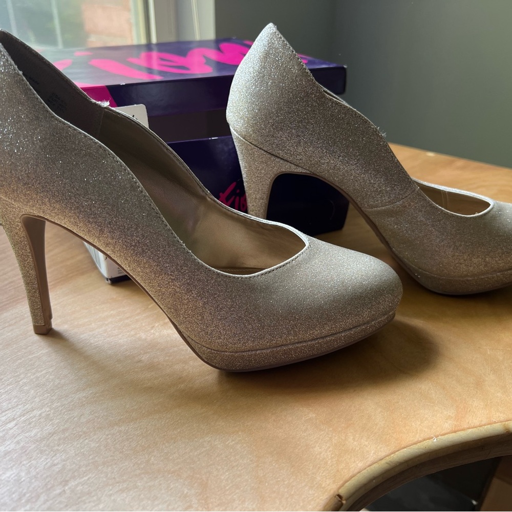 Fioni champagne glitter